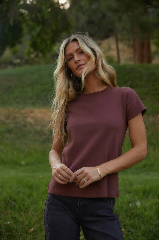 Lexi Tee in Wine